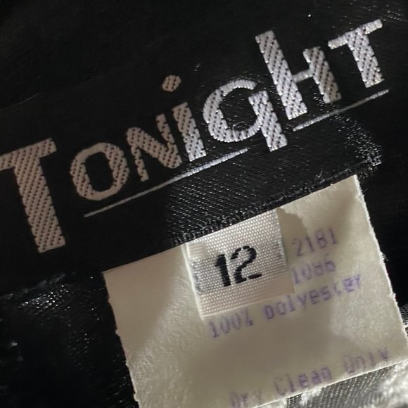 Tonight - Dress - Picture 6 of 6